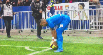 苗原：有中超球队接触韩国国脚朴镇燮，浙江队与球员有传闻（苗原爆料：中超球队已接触韩国国脚朴镇燮，浙江队与其传出合作传闻）