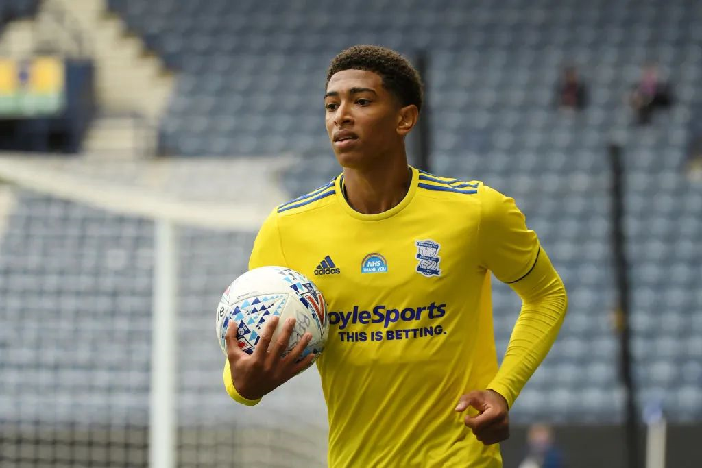 萨内蒂：批评劳塔罗？荒谬，他已经排在国米历史射手榜前五（萨内蒂：质疑劳塔罗毫无道理，他已跻身国米队史射手前五）