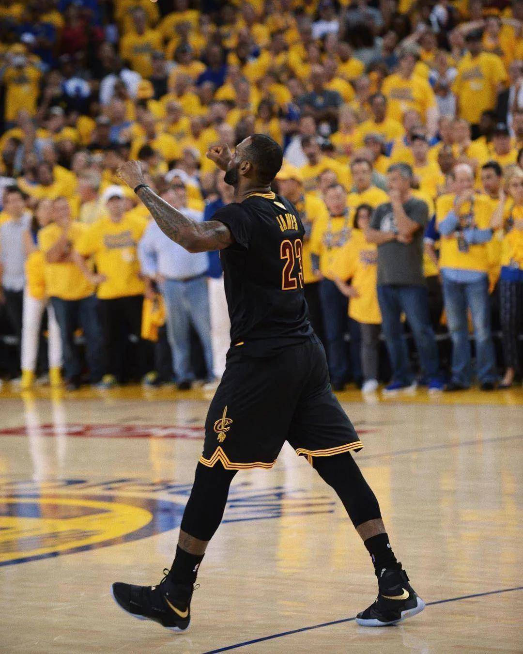 如何成为球队进攻发起点？（如何成为球队的进攻核心？）