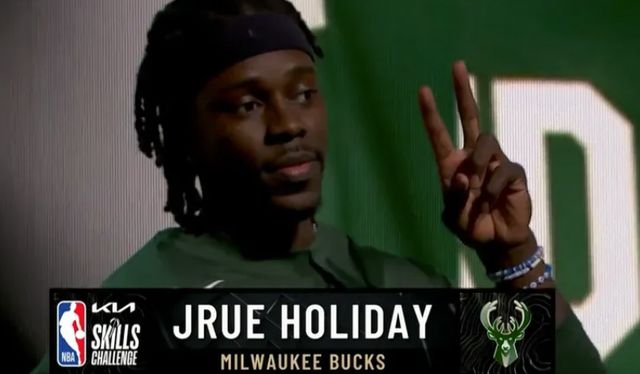 皮克：巴萨本赛季能竞争所有赛事的冠军，包括欧冠在内（皮克称巴萨本季有实力争夺各项冠军，欧冠亦在其中）