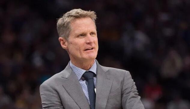 冯伯元：我小时候身体瘦到能看到肋骨，外号叫“非洲难民”（冯伯元：我小时候瘦得肋骨分明，还被起过绰号）