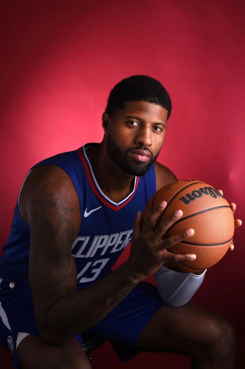 意天空：孔蒂与球员有摩擦，上轮赛后发火是因为他感觉到背叛（意天空：孔蒂与球员关系紧张，上轮赛后怒斥源于自感遭背叛）