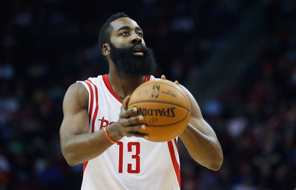 上任后首次露面，国足新帅邵佳一现场观战中国U22vs越南U22（履新首秀！国足新帅邵佳一现场考察中国U22对阵越南U22）