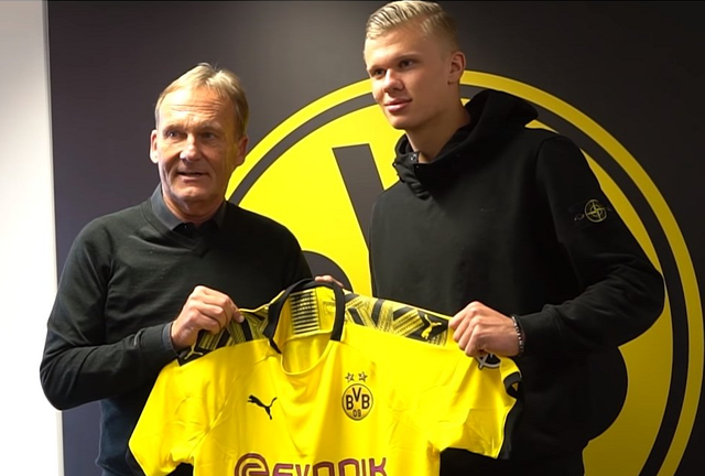 塞内加尔非洲杯大名单：雅克松、马内、海港旧将恩迪亚耶在列（塞内加尔公布非洲杯参赛名单：马内、雅克松与海港旧将恩迪亚耶入选）