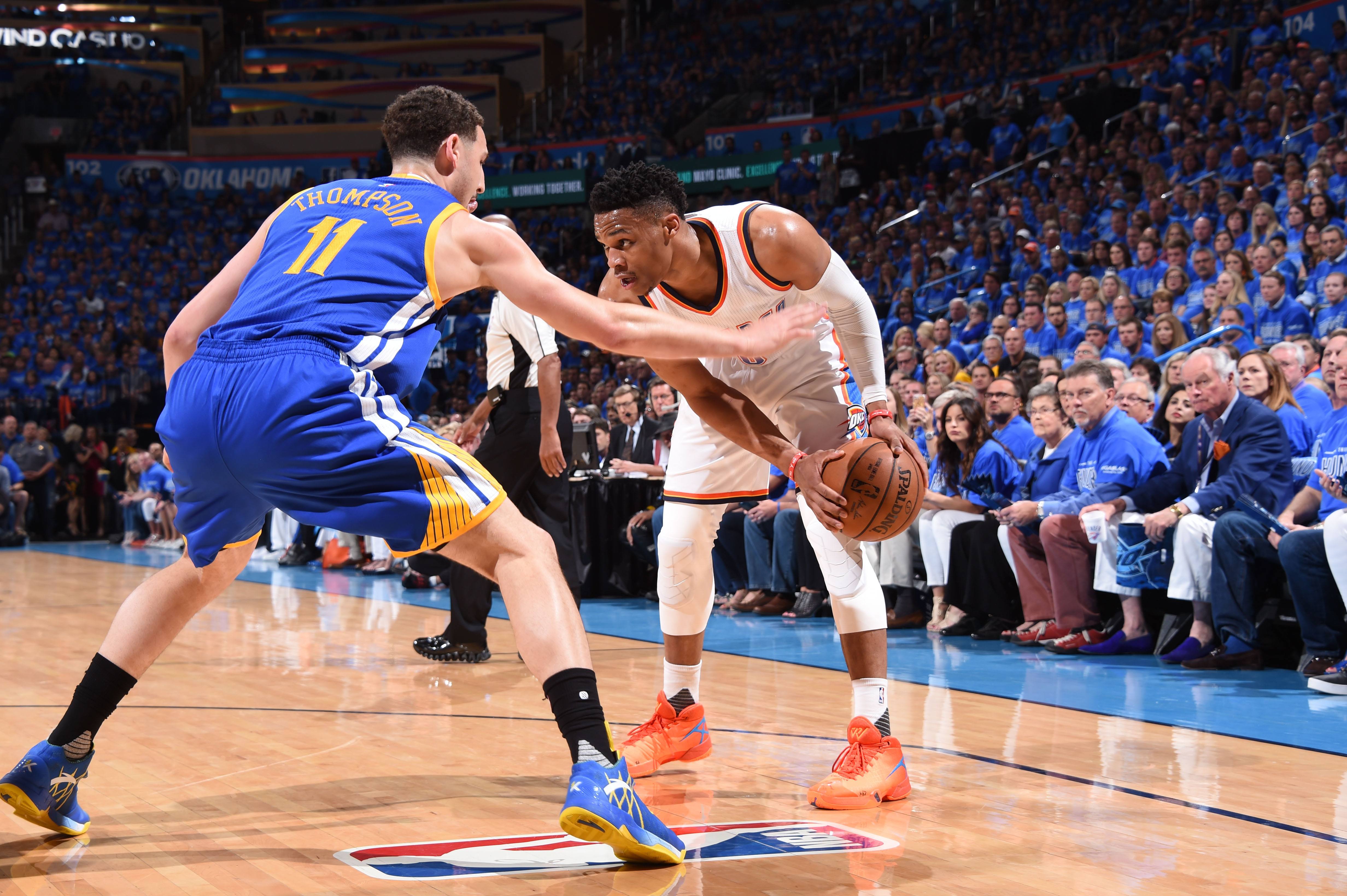 穆帅欧冠七胜贾府，仅瓜帅和安帅对单一对手胜场更多（穆帅欧冠对阿贾克斯7胜，仅瓜帅与安帅在单一对手面前胜场更多）