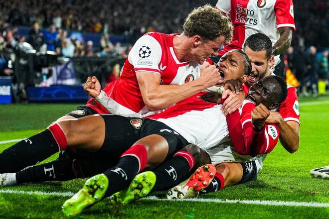 教练都夸他是未来队长（在教练眼中，他是下一任队长）